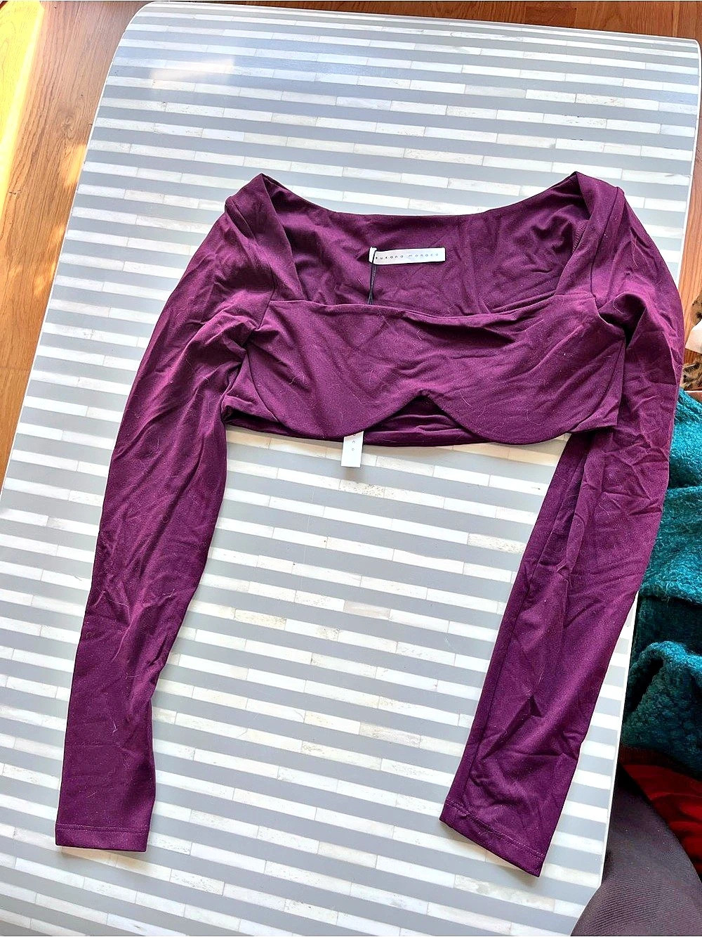 susan monaco Cropped Long Sleeve Top in Purple Size 4 NWT